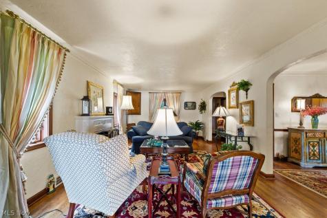 23718 Cliff Drive Bay Village OH 44140