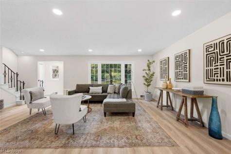 1091 Dorsh Road South Euclid OH 44121