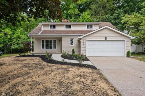 1091 Dorsh Road South Euclid OH 44121