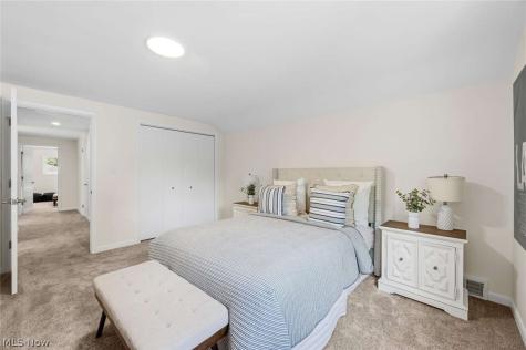 1091 Dorsh Road South Euclid OH 44121