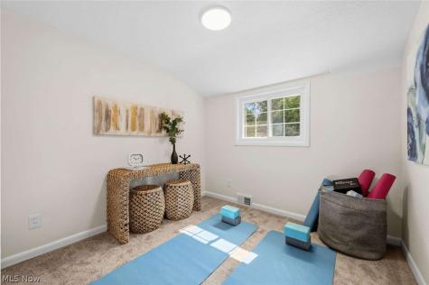 1091 Dorsh Road South Euclid OH 44121