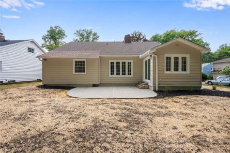 1091 Dorsh Road South Euclid OH 44121
