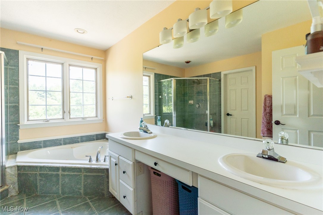 6605 Covington Cove Canfield OH 44406