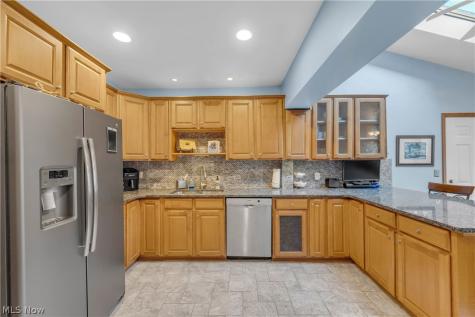 2874 Coleridge Road Cleveland Heights OH 44118