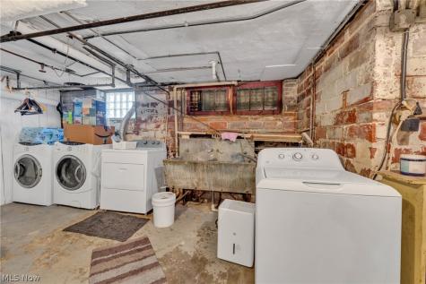 2874 Coleridge Road Cleveland Heights OH 44118