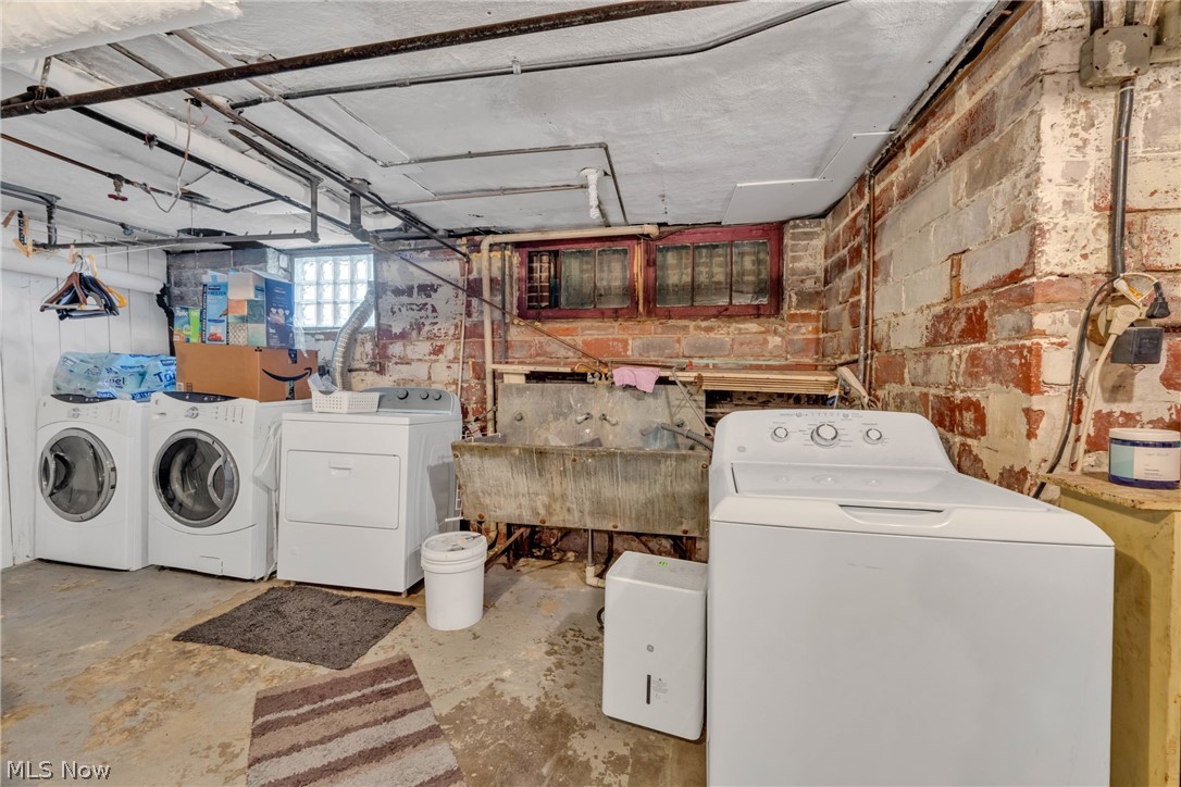 2874 Coleridge Road Cleveland Heights OH 44118