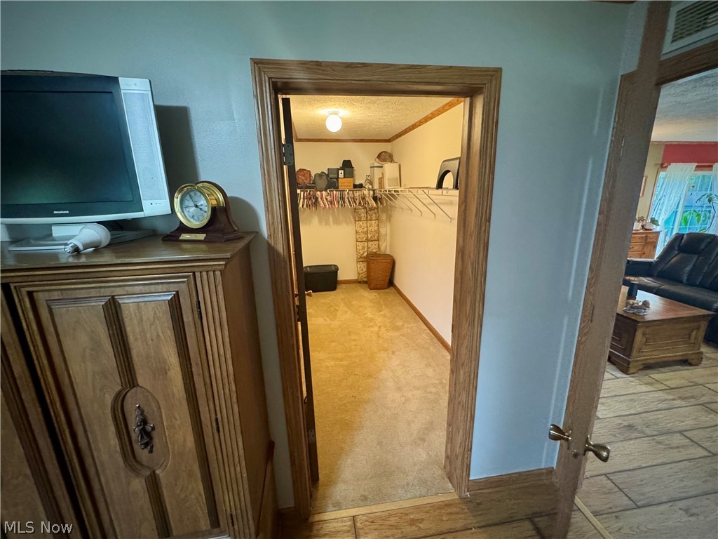 1886 N Pricetown Road Diamond OH 44412