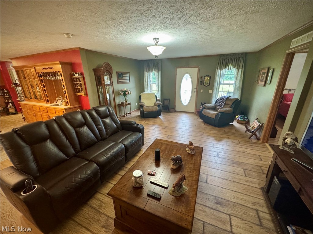 1886 N Pricetown Road Diamond OH 44412