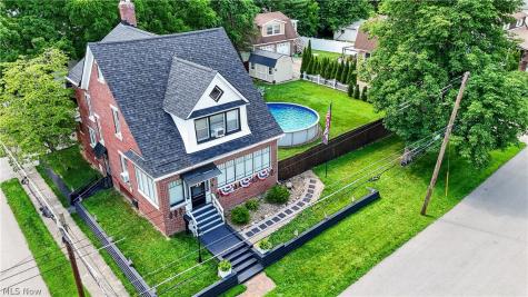 132 28th Street NW Barberton OH 44203