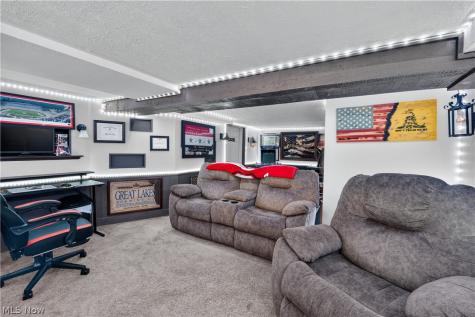 132 28th Street NW Barberton OH 44203