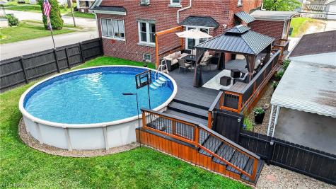 132 28th Street NW Barberton OH 44203