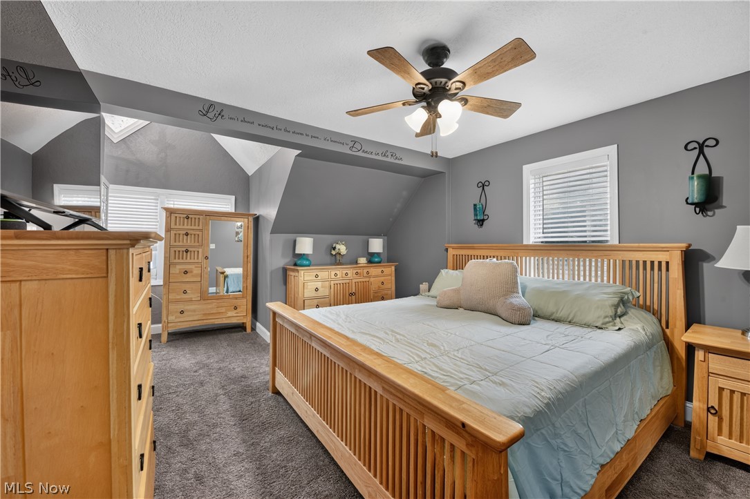 132 28th Street NW Barberton OH 44203