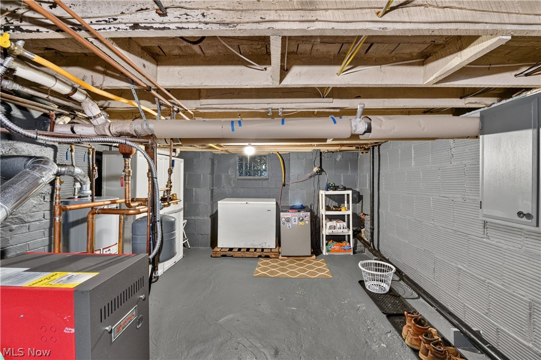 132 28th Street NW Barberton OH 44203