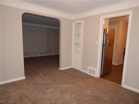 18408 Raymond Street Maple Heights OH 44137