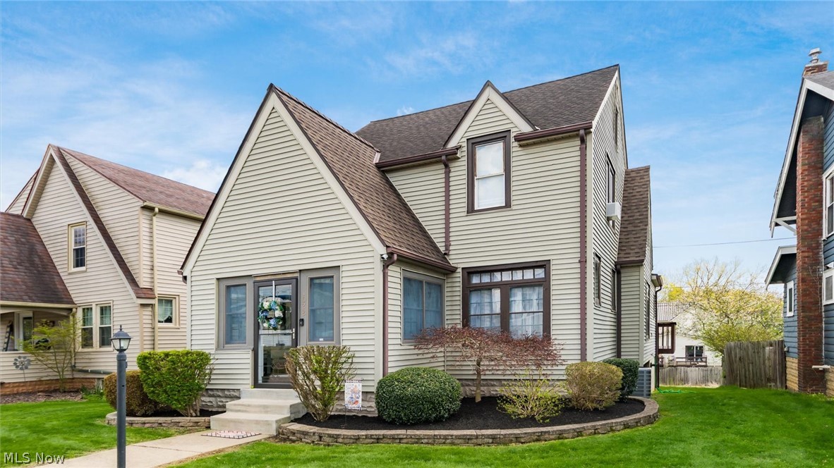1022 Taylor Avenue Cambridge OH 43725