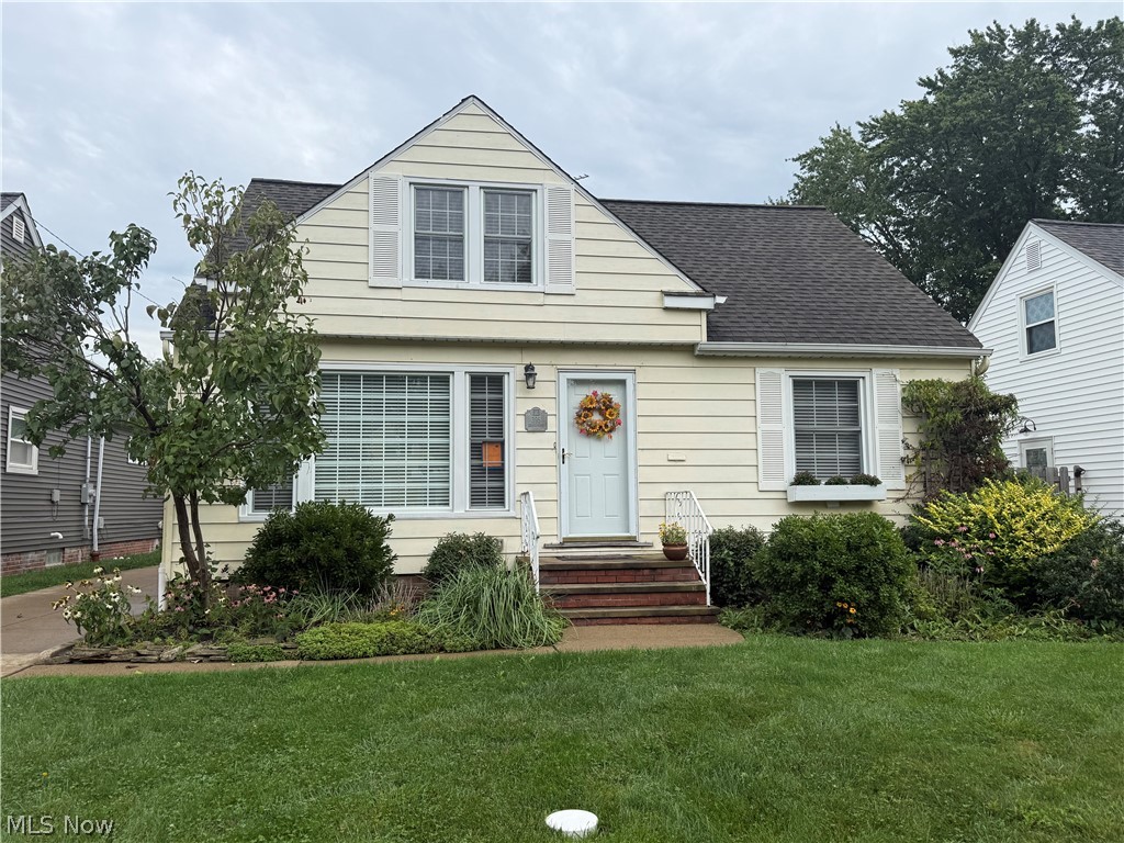 395 Beechwood Drive Willowick OH 44095