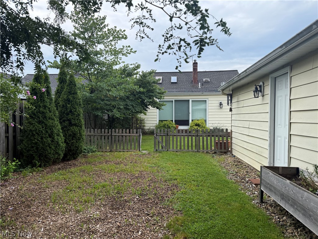395 Beechwood Drive Willowick OH 44095