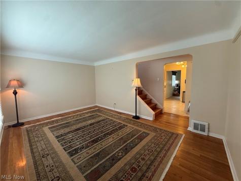 395 Beechwood Drive Willowick OH 44095