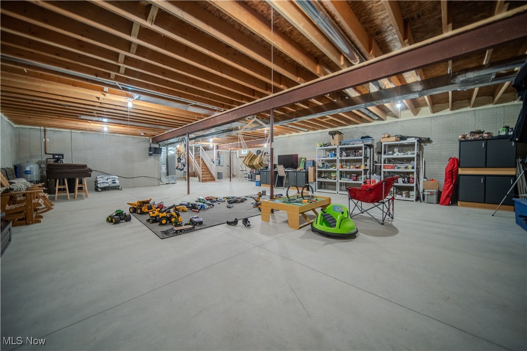 5615 Laubert Road Atwater OH 44201