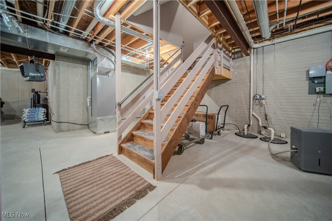 5615 Laubert Road Atwater OH 44201