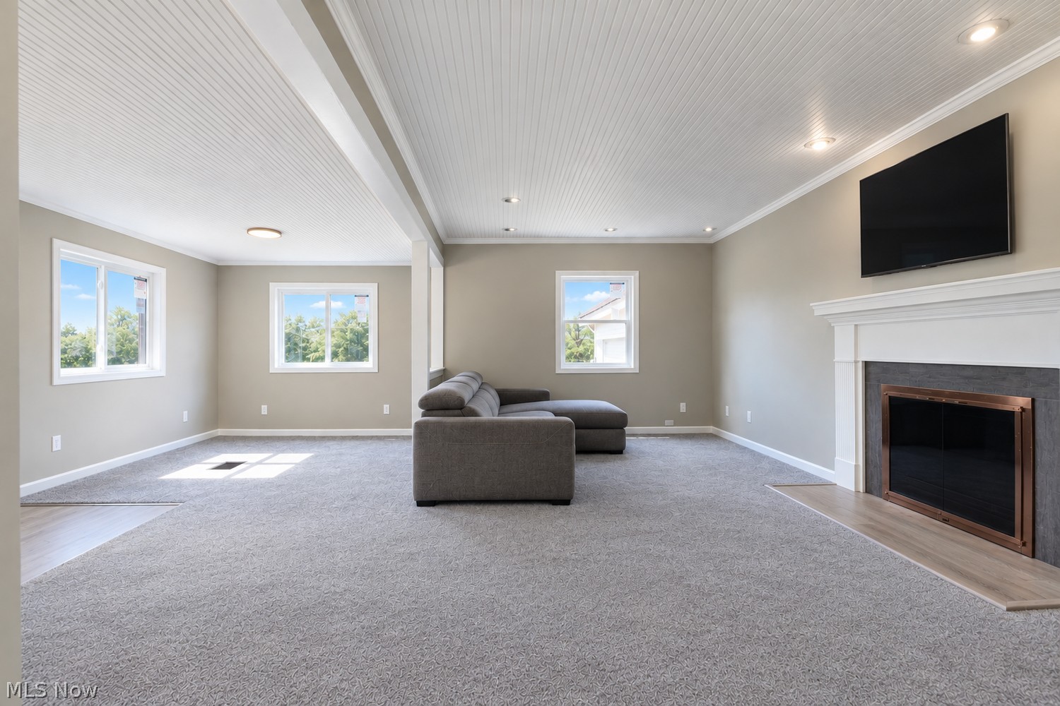 1411 E Twinsburg Road E Macedonia OH 44056