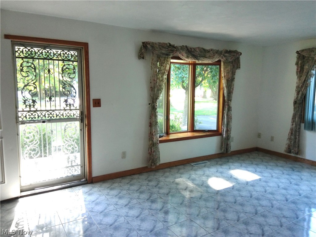 4120 Burkey Road Austintown OH 44515