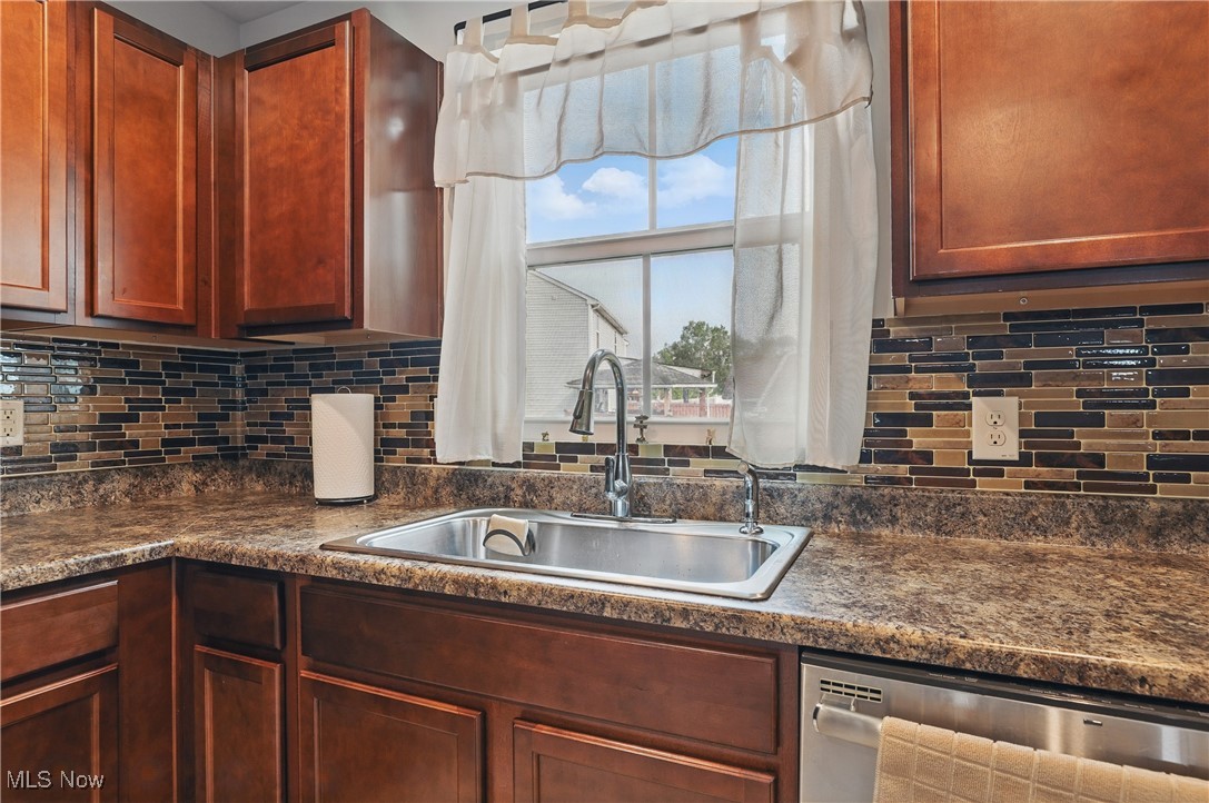120 Springvale Drive Amherst OH 44001