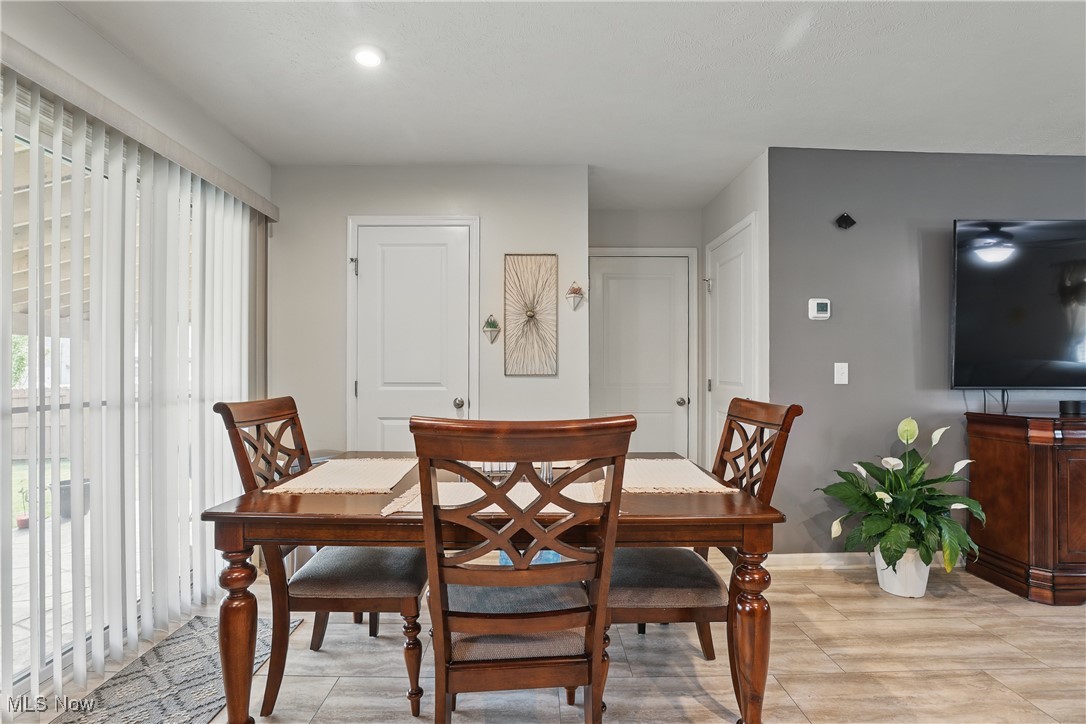 120 Springvale Drive Amherst OH 44001