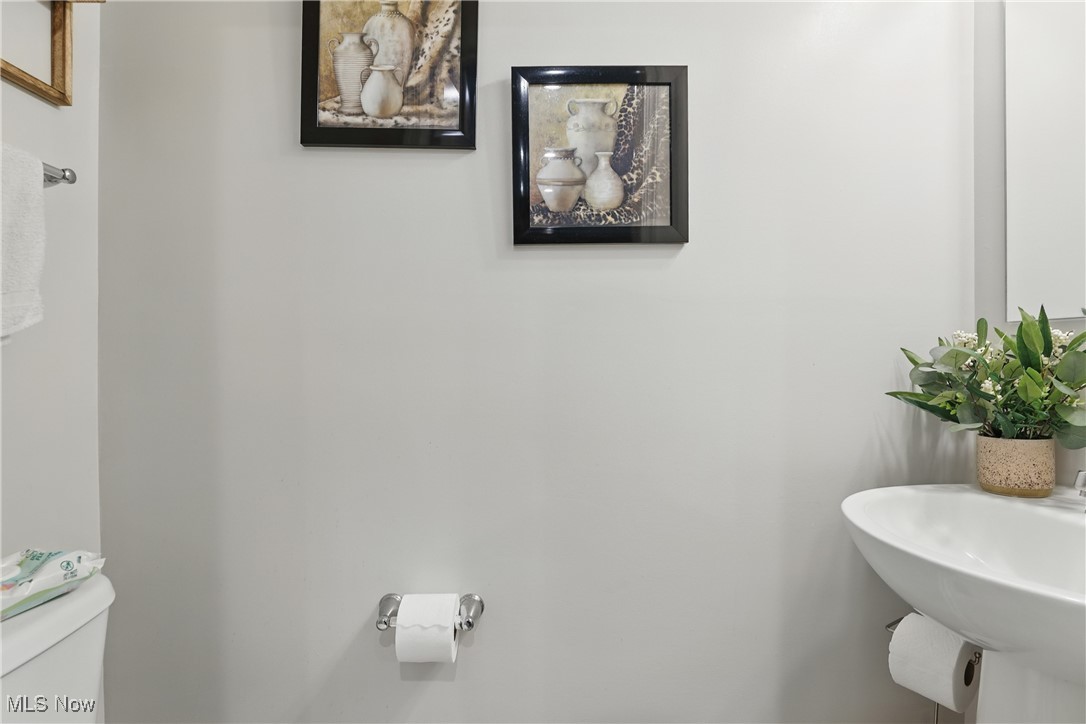120 Springvale Drive Amherst OH 44001