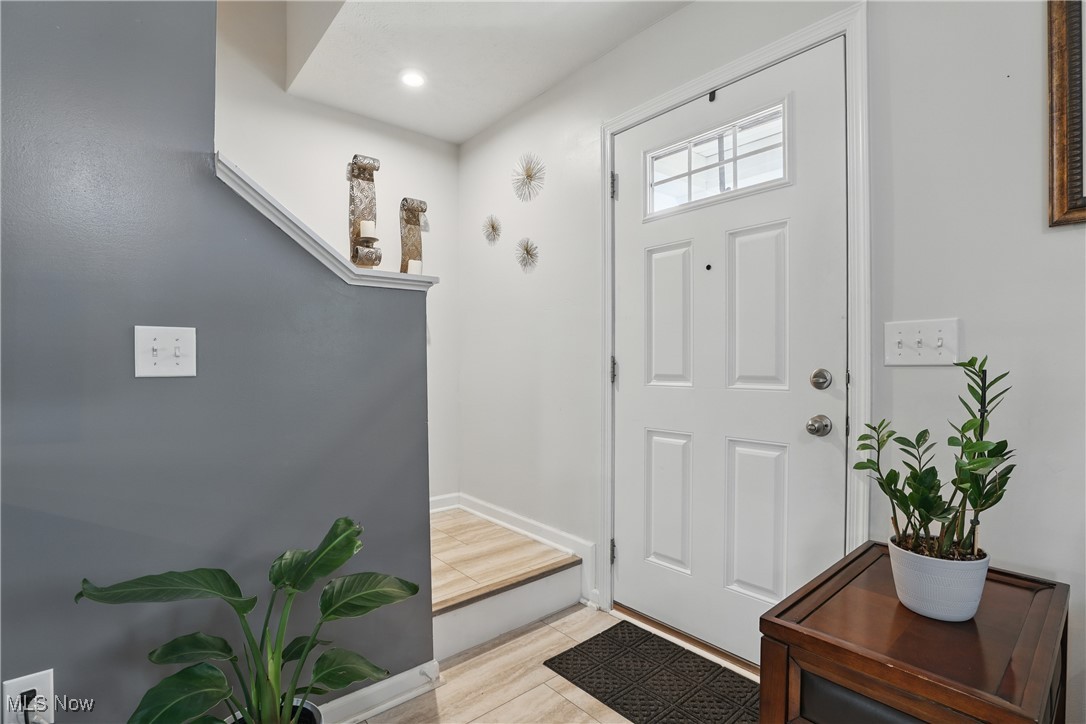 120 Springvale Drive Amherst OH 44001