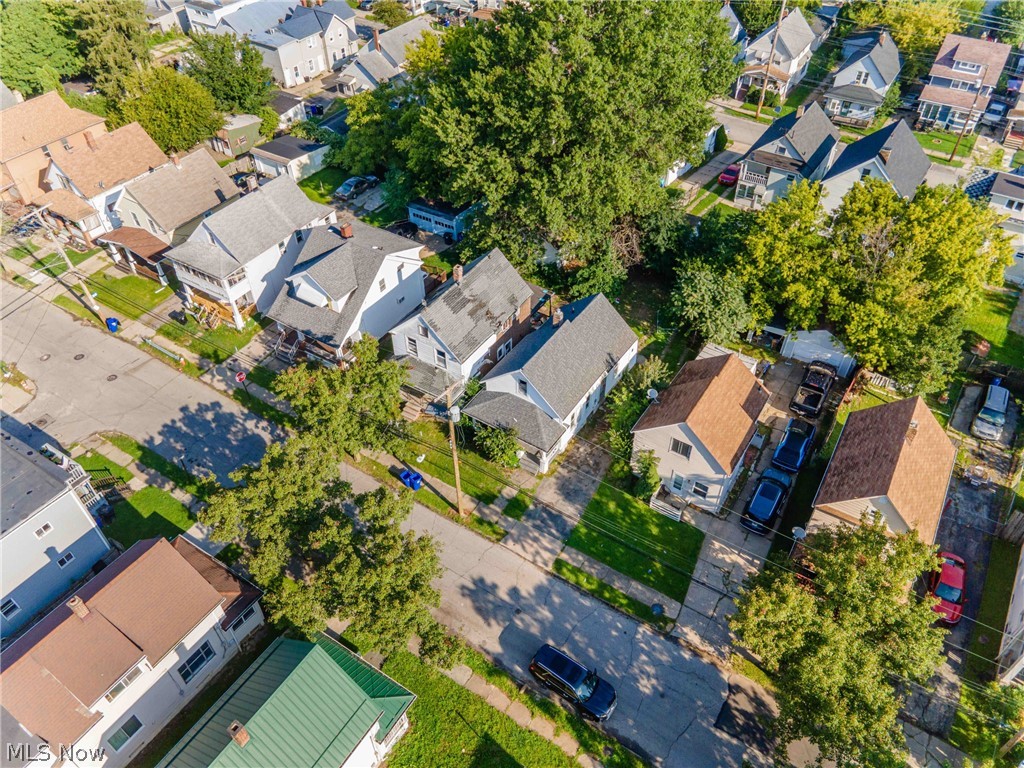 2908 Roanoke Avenue Cleveland OH 44109