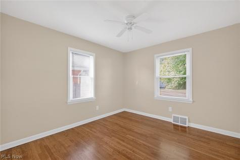 1324 Elmwood Road Mayfield Heights OH 44124