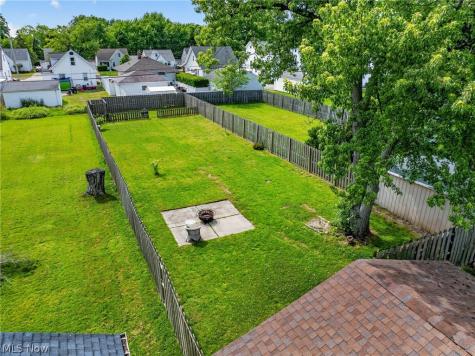 1324 Elmwood Road Mayfield Heights OH 44124