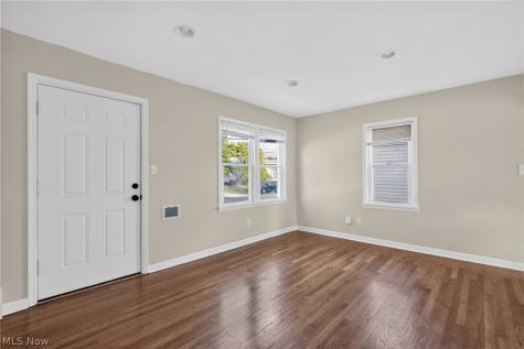 1324 Elmwood Road Mayfield Heights OH 44124