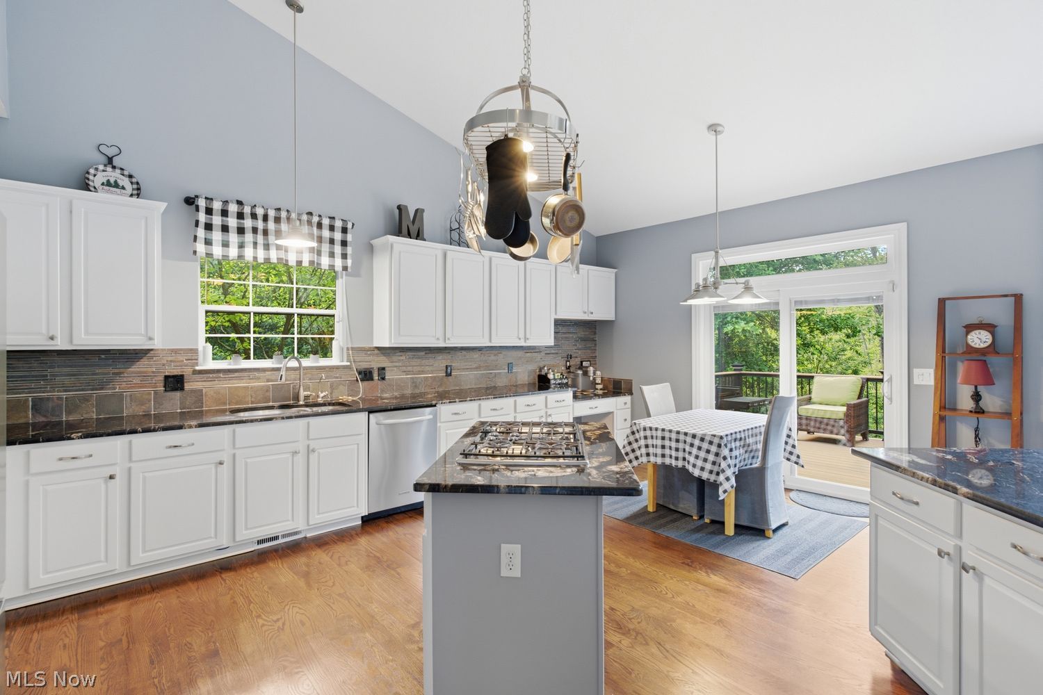 1060 W Parkway Boulevard Aurora OH 44202