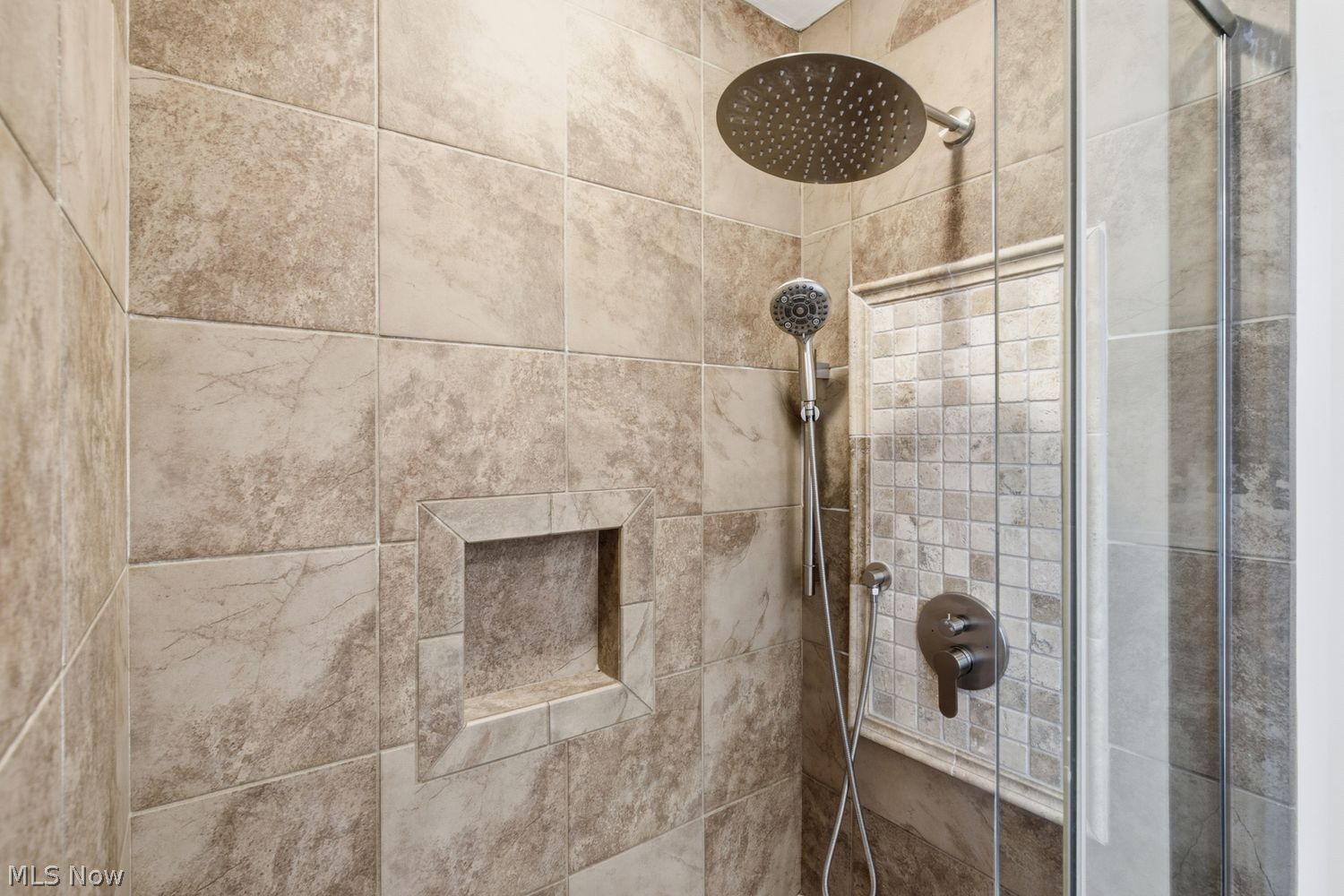 1060 W Parkway Boulevard Aurora OH 44202