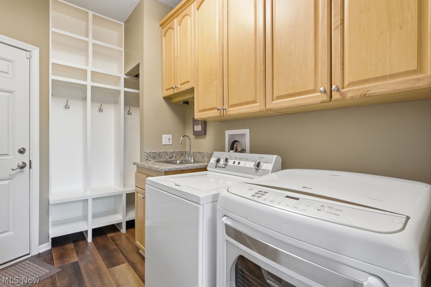 1060 W Parkway Boulevard Aurora OH 44202