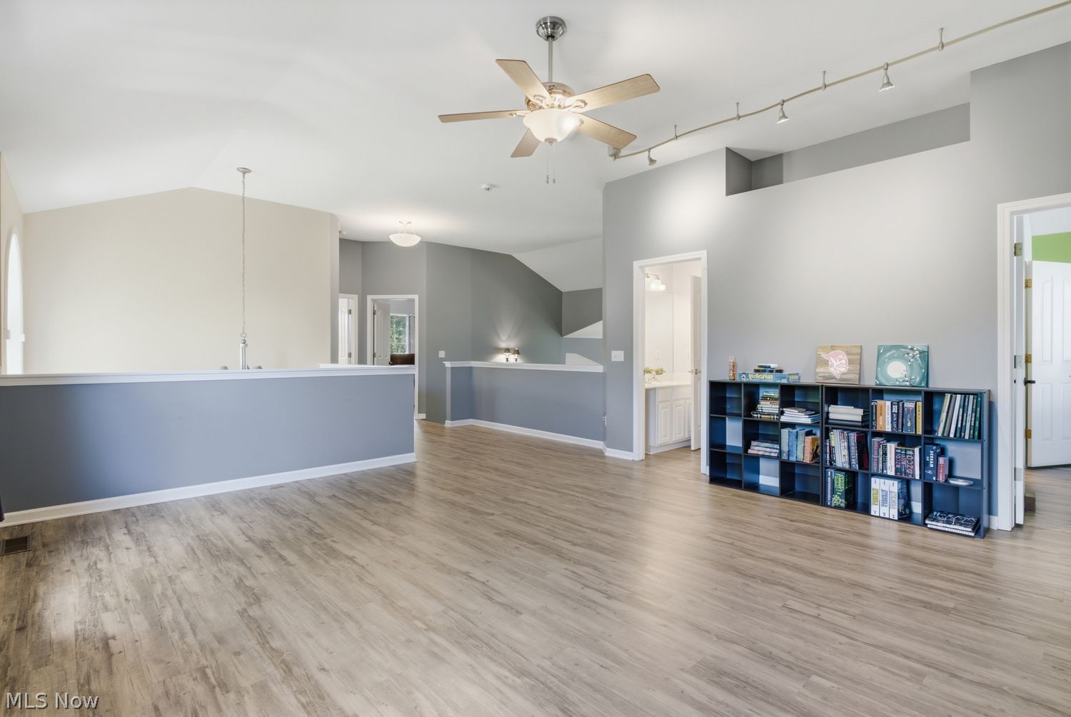 1060 W Parkway Boulevard Aurora OH 44202