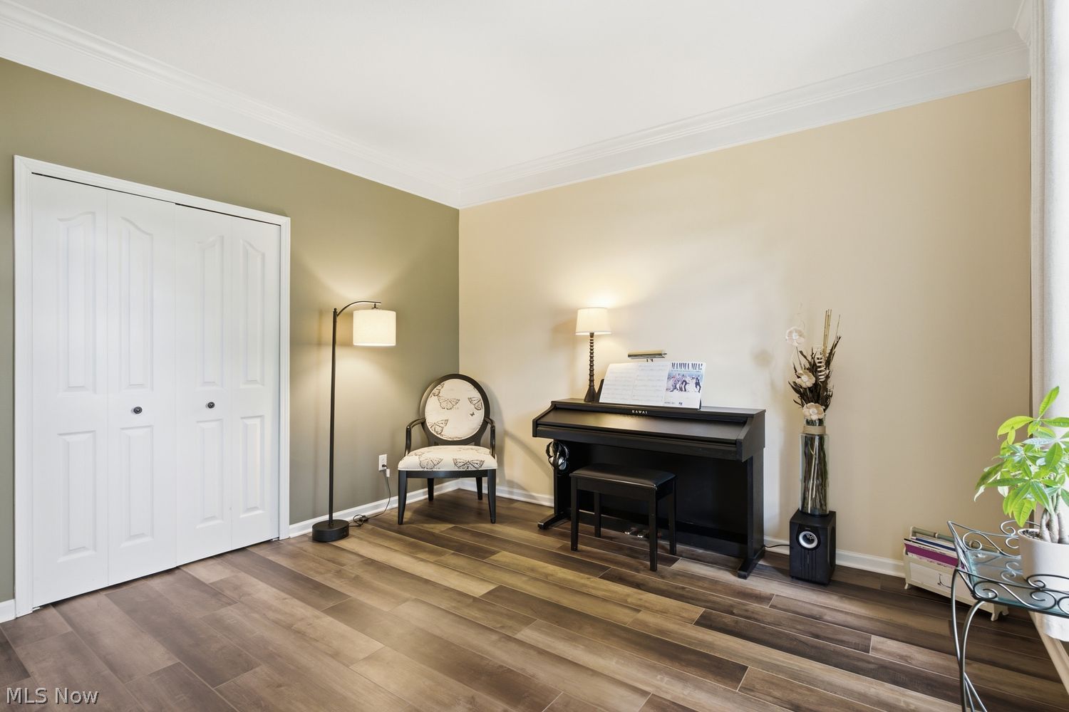 1060 W Parkway Boulevard Aurora OH 44202