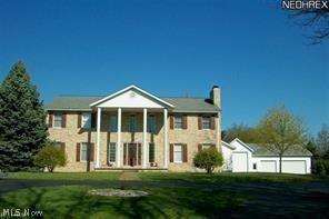 1415 Lake Center Street NW Uniontown OH 44685