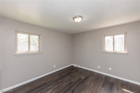 4405 E 156th Street Cleveland OH 44128