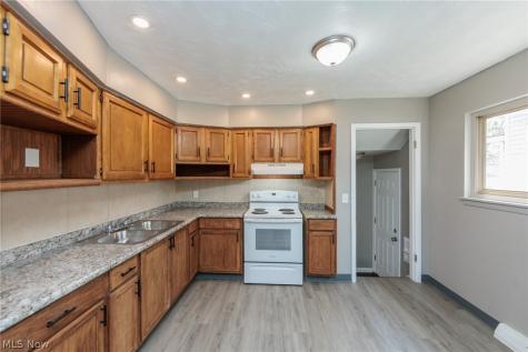 4405 E 156th Street Cleveland OH 44128