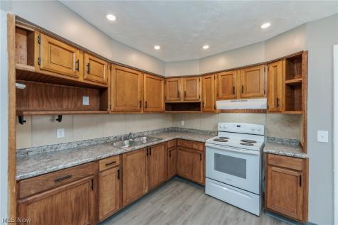4405 E 156th Street Cleveland OH 44128