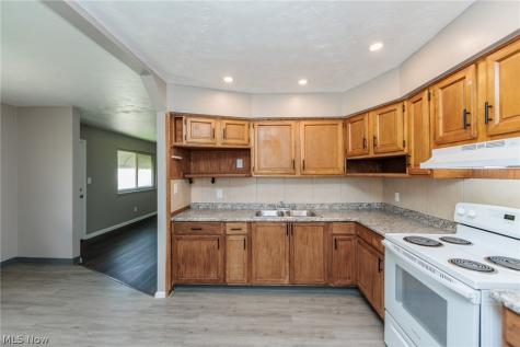 4405 E 156th Street Cleveland OH 44128