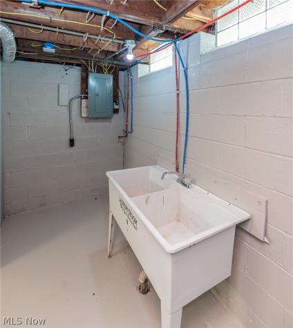 4405 E 156th Street Cleveland OH 44128
