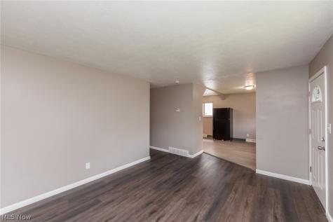 4405 E 156th Street Cleveland OH 44128