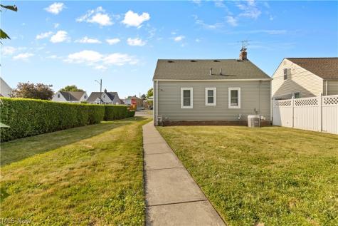 5915 Forest Avenue Parma OH 44129