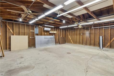 5915 Forest Avenue Parma OH 44129