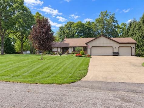12969 Robinwood Street NE Alliance OH 44601