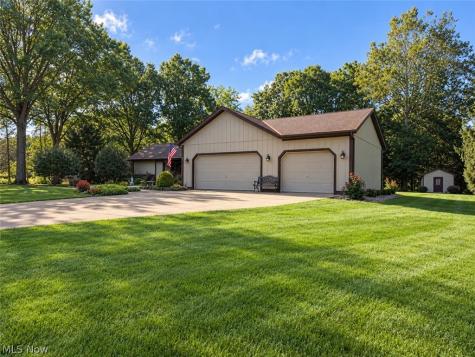 12969 Robinwood Street NE Alliance OH 44601